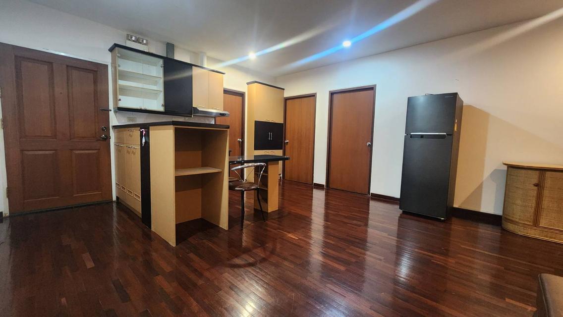 Elephant Tower  Building C Floor 13  (Ratchayothin Area) 6