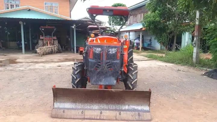 พร้อมขายรถไถ Kubota 2