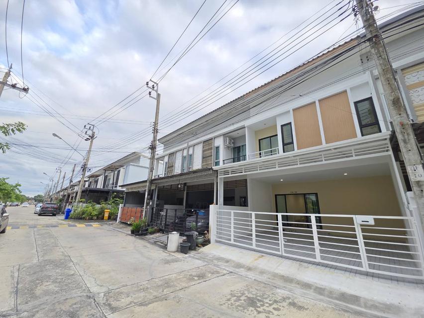 หมูบ้านเมดิโอ้ นิมิตรใหม่ 13 2