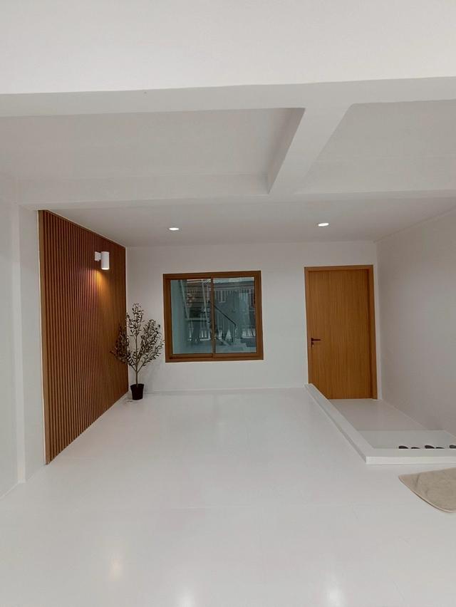 ขายทาวน์เฮาส์ 2 ชั้น สไตล์มินิมอล ซอยอ่อนนุช 48 บ้านรีโนเวทใหม่ทั้งหลัง ตกแต่งสวยน่าอยู่ (N.1943) 2