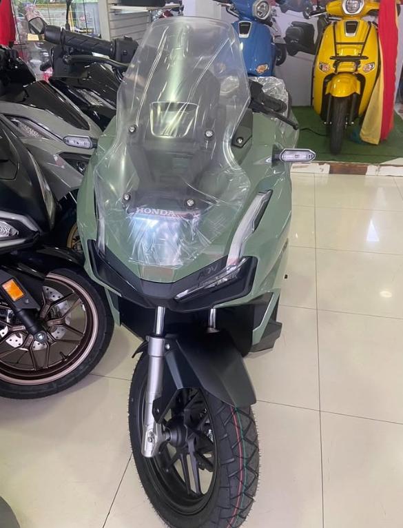 ขาย Honda ADV160 สีเขียว 3