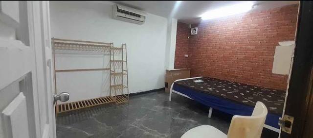 ให้เช่าออฟฟิศสตูดิโอ 1ชั้น ซอยลาดพร้าว 134 ตรงข้าม รพ.เวชธานี จอดรถได้สูงสุด 7 คัน ใกล้เดอะมอลล์บางกะปิ 4