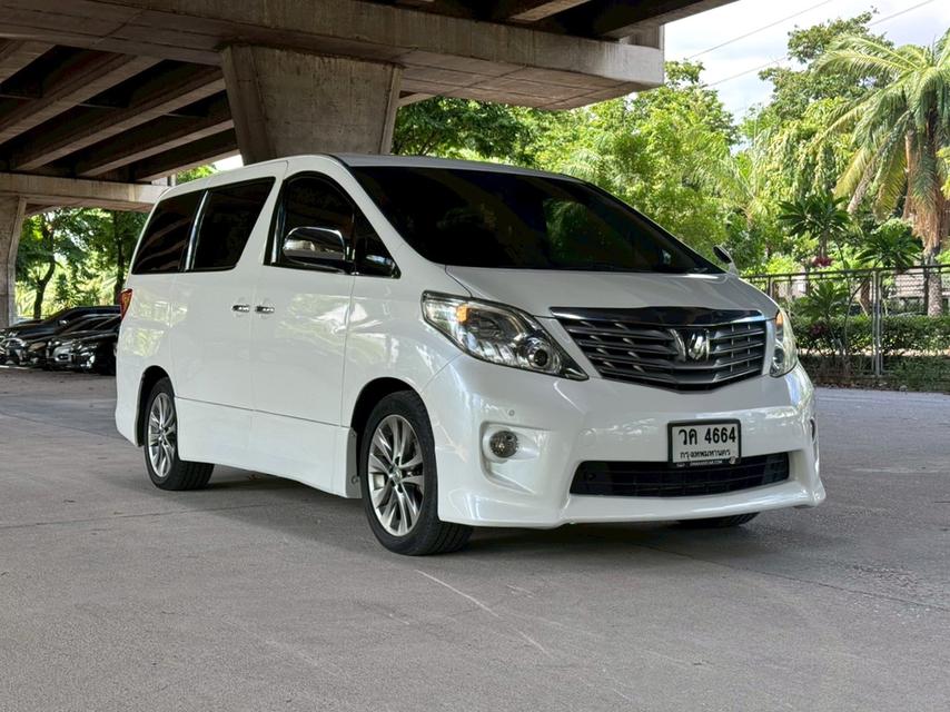 Toyota Alphard 2.4 ปี 2011