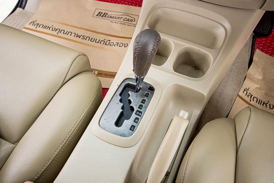 TOYOTA FORTUNER 2.7 V 2009  13