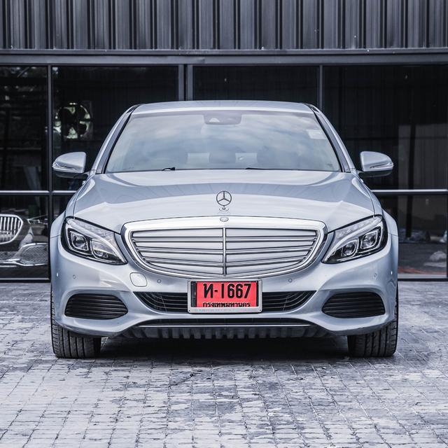 รหัสรถ 67GG678 Benz C300 ปี 2015 รุ่น Exclusive คือรถยนต์ C-Class (W205) 5