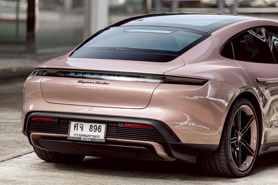 รหัสรถ PR869 Porsche Taycan Turbo (2023) รูปที่ 5