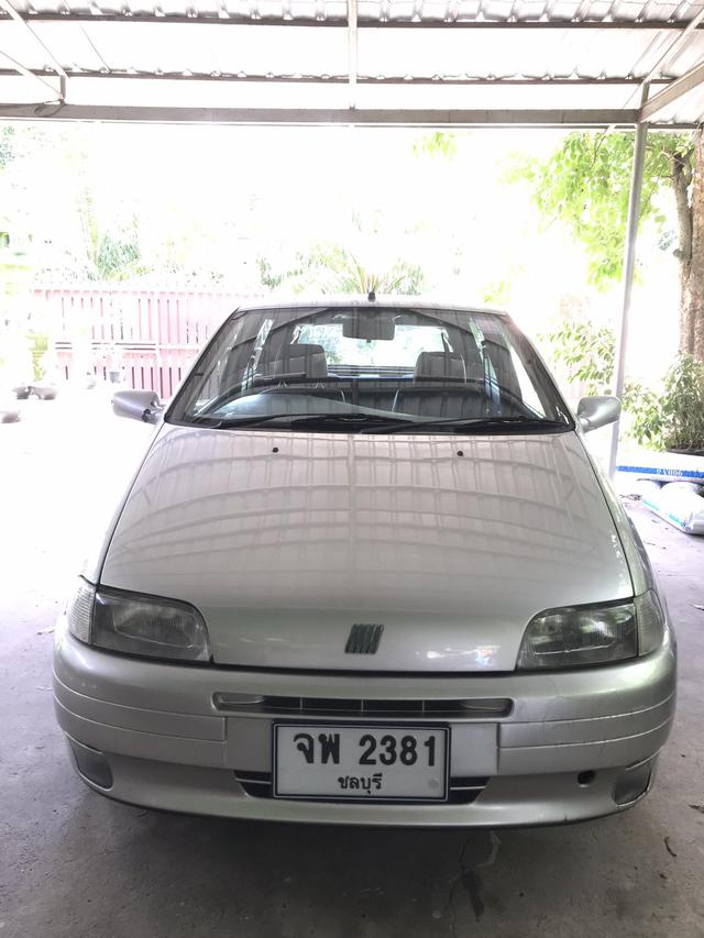 รถ Fiat Punto 2