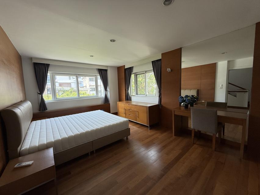 House/Private Unit for Rent in Ekkamai 22 | Separate Entrance | Independent Living Space in a Semi-Detached House 4