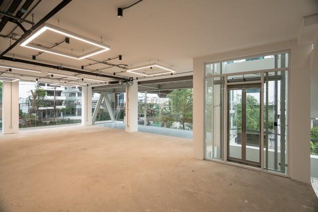 ให้เช่า อาคาร โฮมออฟฟิศ สำนักงาน 6 ชั้น รวมดาดฟ้า พระราม 9 7