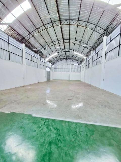 โรงงาน โกดังพร้อมใช้งาน ศาลายา-บางเลน 490ตร.ม.125ตร.วา. ม.มหิดล ศาลายา 4.5 กม. 2 นอน 3 น้ำ สวยสะอาด กว้างใหญ่ จอดรถสะดวก
