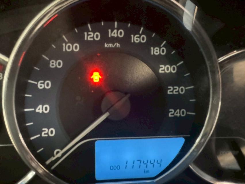 Altis 1.6G โฉมใหม่ สภาพดี ฟรีดาวน์ 12