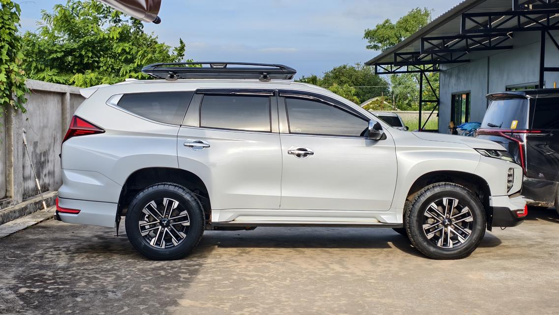 รถมิตซูบิชิปาเจโร่ปี2020 ตัวท็อปขับ2 2