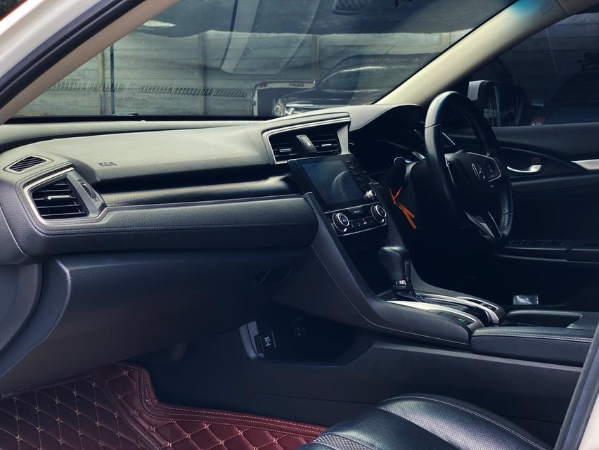 Honda Civic FC 1.8EL ปี2019 เลขไมล์ 110,xxx km 7