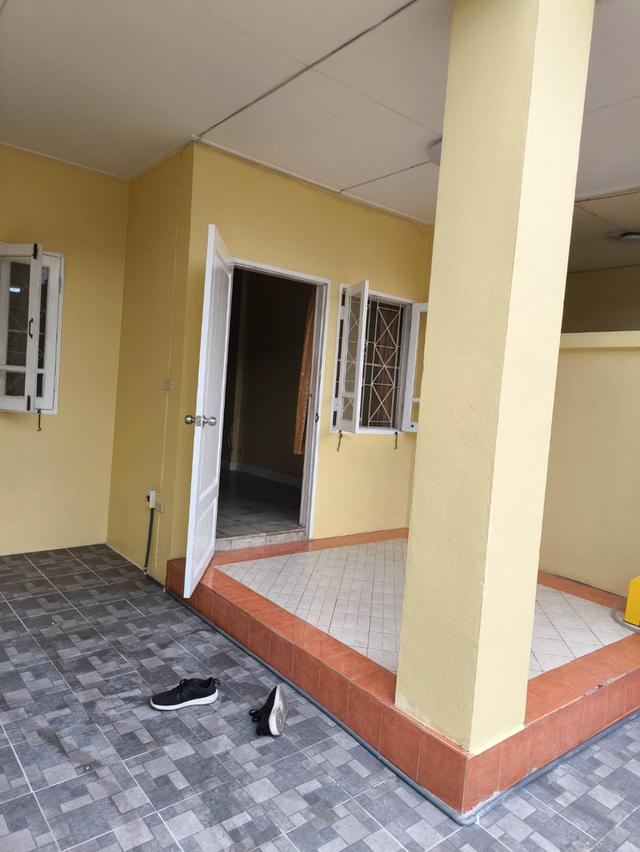 ขาย/เช่าทาวน์เฮ้าส์ 2 ชั้น หน้ากว้าง 5 เมตร ย่านรังสิต 4