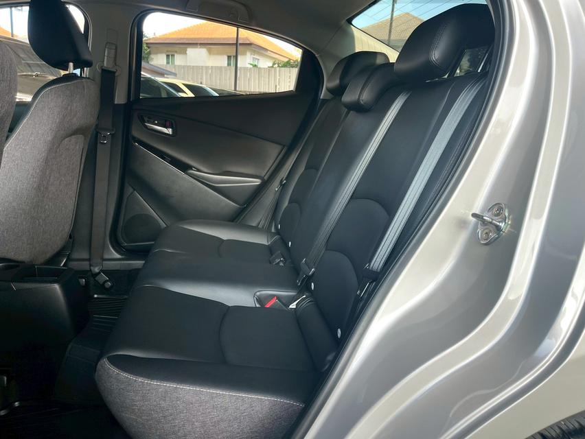 ขายMazda2 1.3S ปี23จด24 17