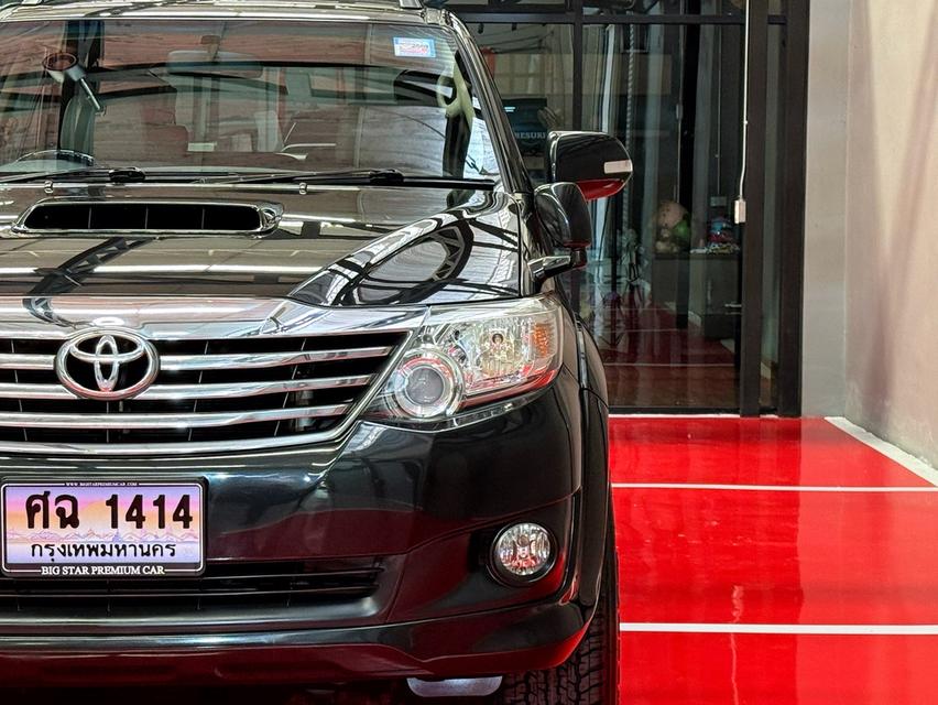 2014 TOYOTA FORTUNER 3.0V รถมือเดียวออกป้ายแดง รถวิ่งน้อย ประวัติศูนย์ครบ ไม่เคยมีอุบัติเหตุครับ 8
