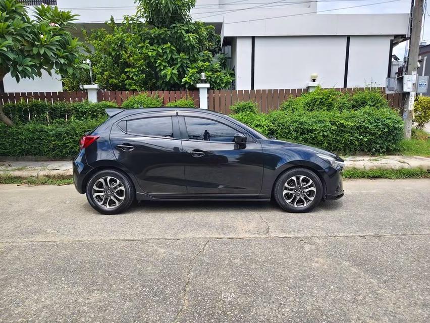 📢Mazda 2 Skyactiv ปี 2015 จด 2016📢เครื่อง 1.5 ดีเชล XD High Plus ตัวท็อป📢รถบ้านสวยๆ พร้อมใช้ ประหยัดมาก📢 Full Option ยางมิชลิน 4 เส้น รูปที่ 8