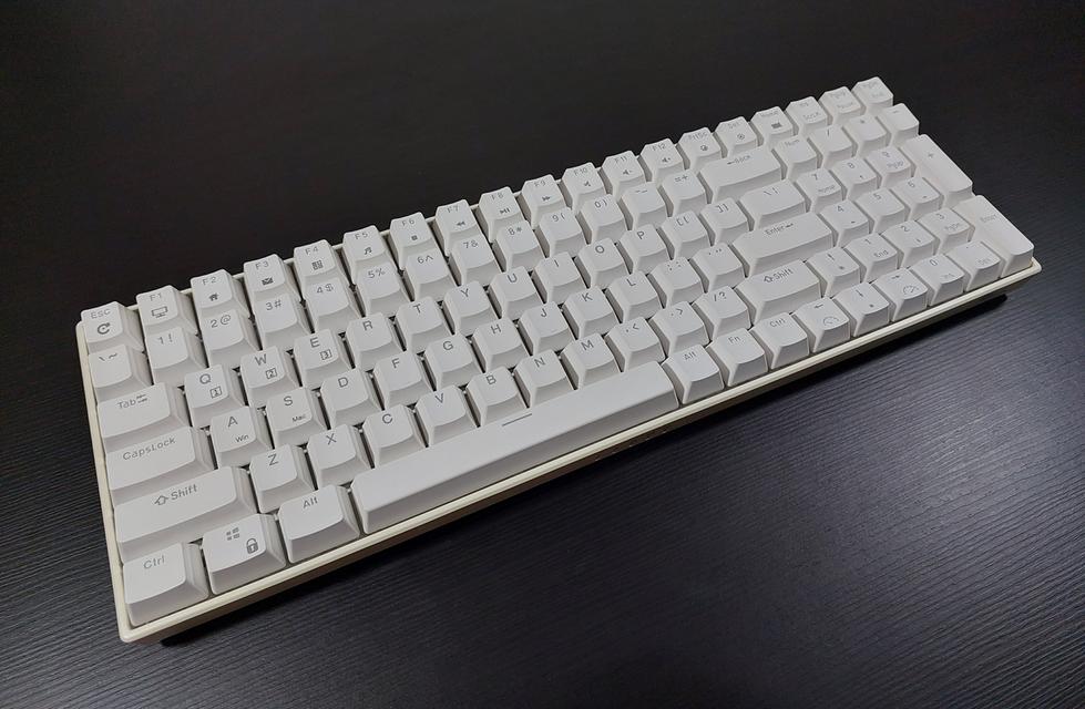 Mechanical keyboards Royal Kludge RK100 RGB Hotswap RK English คีย์บอร์ดไร้สาย 2.4Ghz / BT / USB-C