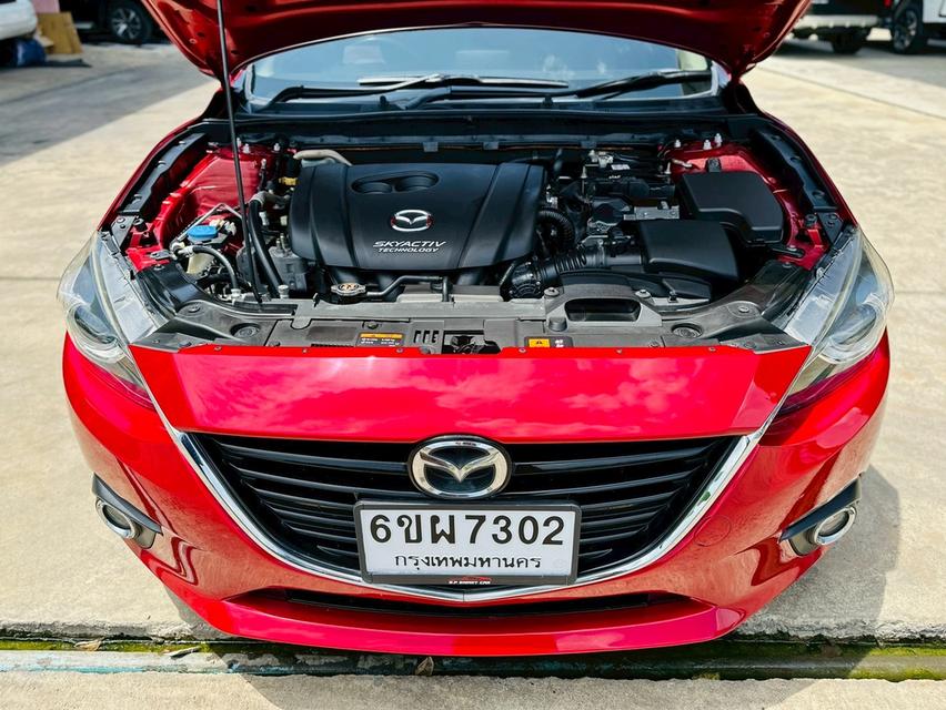 2016 Mazda 3 7