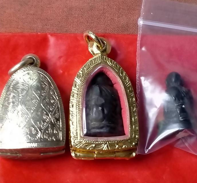 หลวงปุ่สุข วัดโพธิ์ทรายทอง