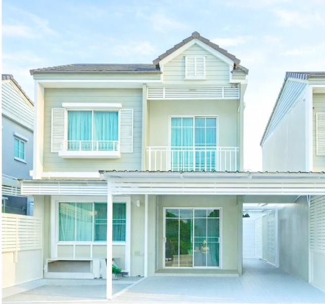 ทาวน์โฮม 3 นอน 2 น้ำ ใกล้ รร.นานาชาติ ไทย-จีน 1 กม.บางนา-ตราด กม.10 เมกะ บางนา 1.9 กม. สไตล์บ้านเดี่ยว ขนาด 28 ตร.ว.134 1