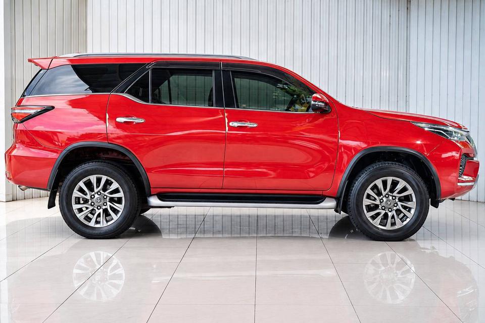 Toyota Fortuner 2.4V ปี21 รูปที่ 4