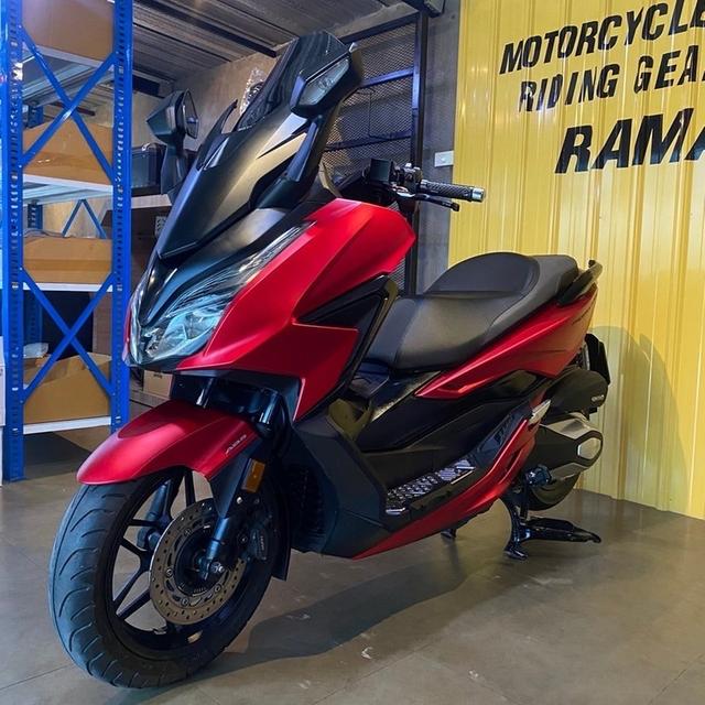 Honda Forza350 3