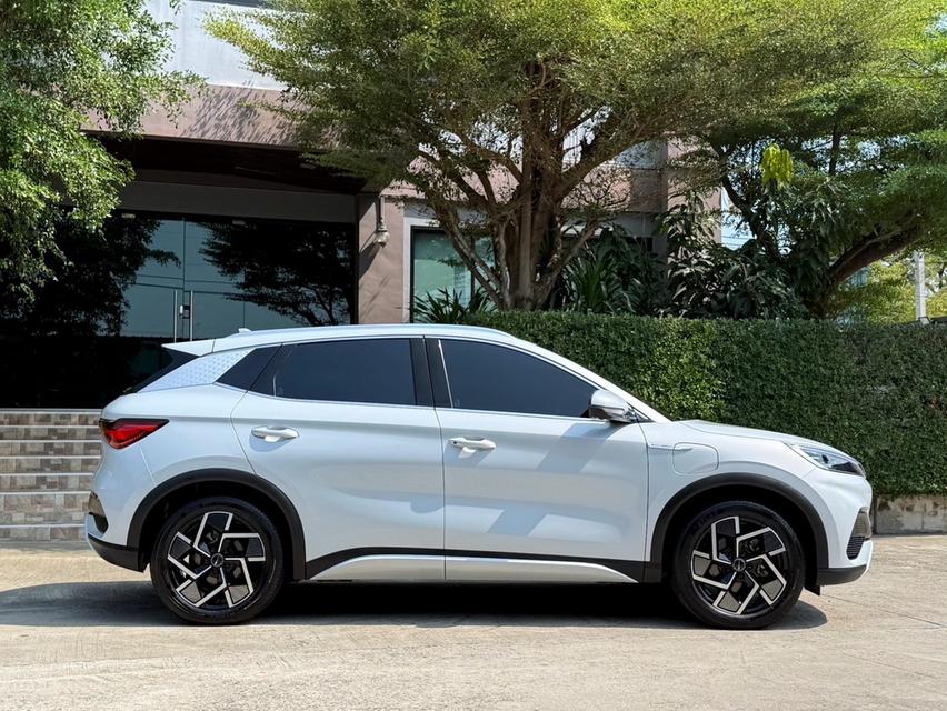 2023 BYD ATTO 3 EXTENDED RANGE ( รุ่น TOP ) รถมือเดียวออกป้ายแดง รถวิ่งน้อยเพียง 19,000 กม รถเข้าศูนย์ทุกระยะ รถไม่เคยมีอุบัติเหตุครับ รูปย่อยที่ 2