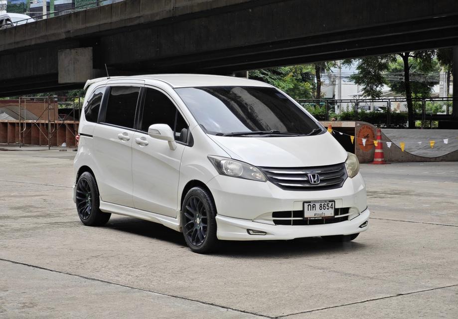 Honda FREED 1.5 E AT ปี 2013 1