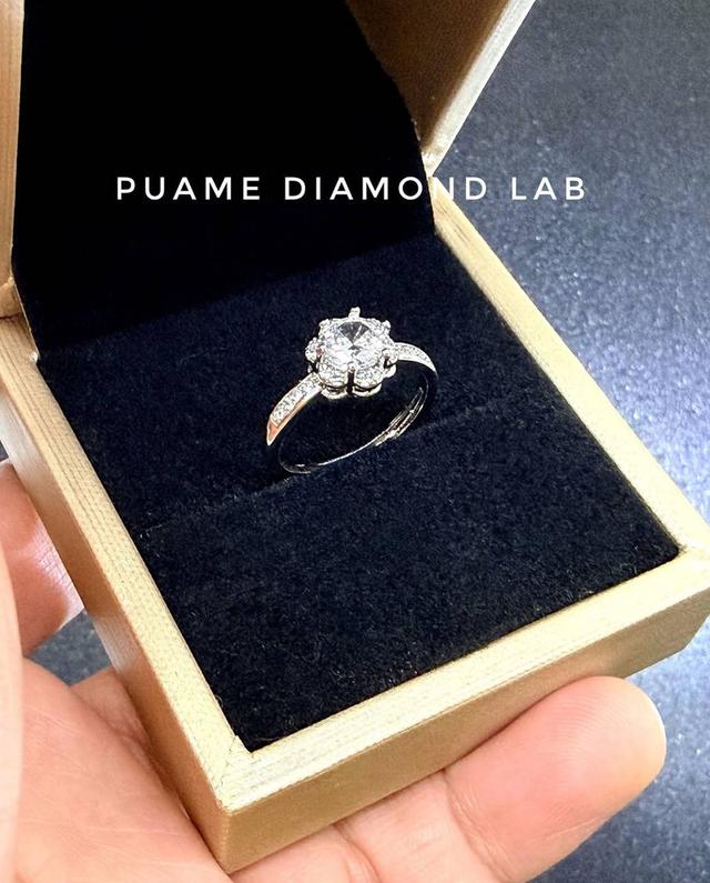 เพชรสวย ราคามิตรภาพ มีใบรับประกันสินค้า จำหน่ายแหวนหมั้น แหวนคู่รัก แหวนแต่งงาน แหวนผู้ชายผู้หญิง มีทุกแบบ สั่งทำออกแบบตามใจชอบ รับประกันคุณภาพทุกชิ้น