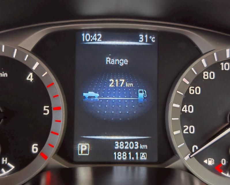 2019 NISSAN NAVARA 2.5V DOUBLE CAB CALIBRE 13
