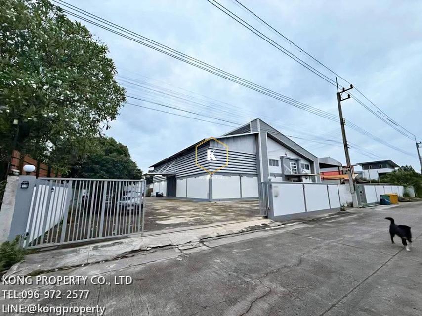 ให้เช่าโกดัง ลาดหลุมแก้ว ปทุมธานี ใกล้ถนนบางบัวทอง - สุพรรณบุรี ขนาด 1 ไร่ 1