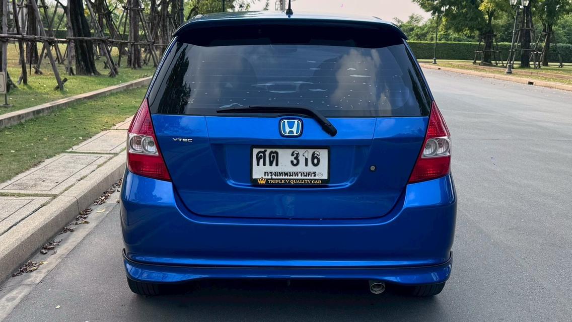 รหัสรถ TPV316 🎊 Honda Jazz 1.5 GD 🎊 2004 รูปย่อยที่ 4
