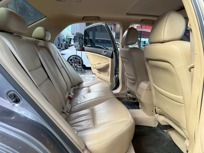 Honda ACCORD 3.0 V6 VTEC ปี2003 รถบ้านแท้ ภายในลายไม้   ไม่เคยชน พร้อมใช้งาน รูปที่ 12