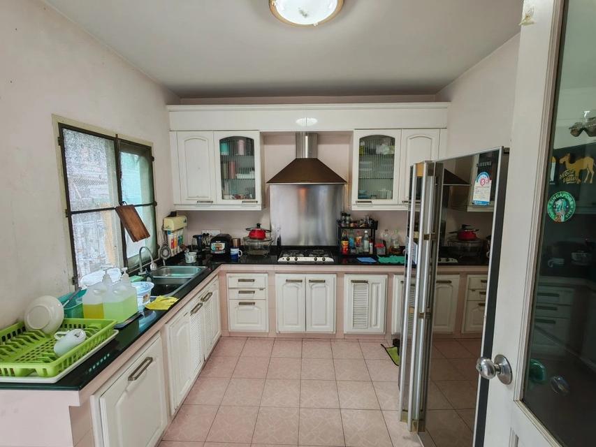 ขายบ้านเดี่ยวมือสอง ซอยติวานนท์ 18 แยก 3/8 เนื้อที่ 125 ตร.ว. ใกล้ทางด่วนศรีรัช และรถไฟฟ้าสายสีม่วงสถานีกระทรวงสาธารณสุข 8