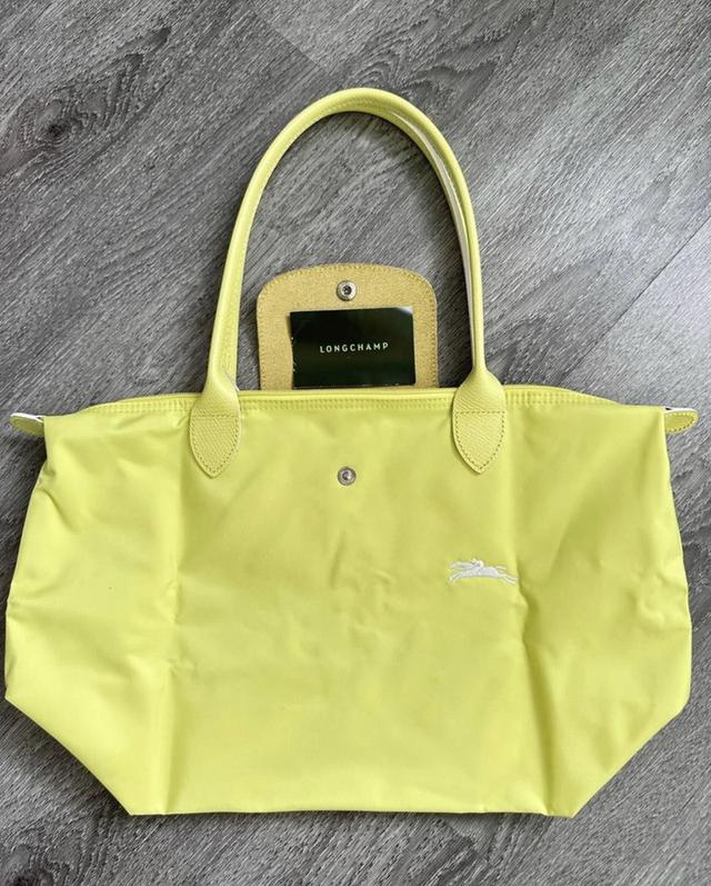 กระเป๋า Longchamp สีเหลือง 1