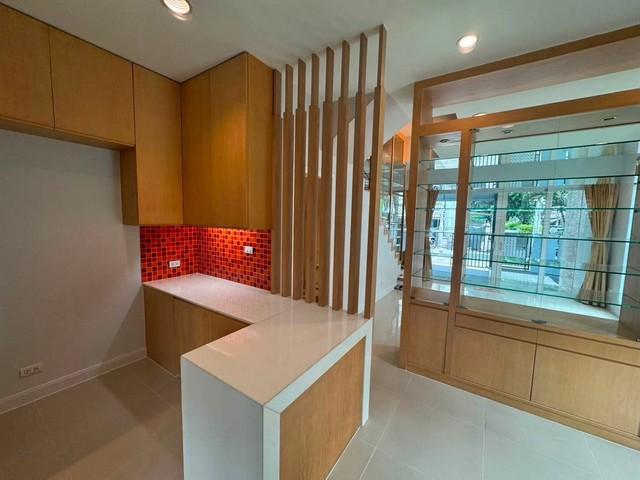 ให้เช่าทาวน์โฮม 3 ชั้นหลังมุม 3 ห้องนอน บ้านกลางเมือง เออร์บาเนี่ยน พระราม 9-ลาดพร้าว ซอยลาดพร้าว 84 ใกล้ MRTลาดพร้าว 71 4
