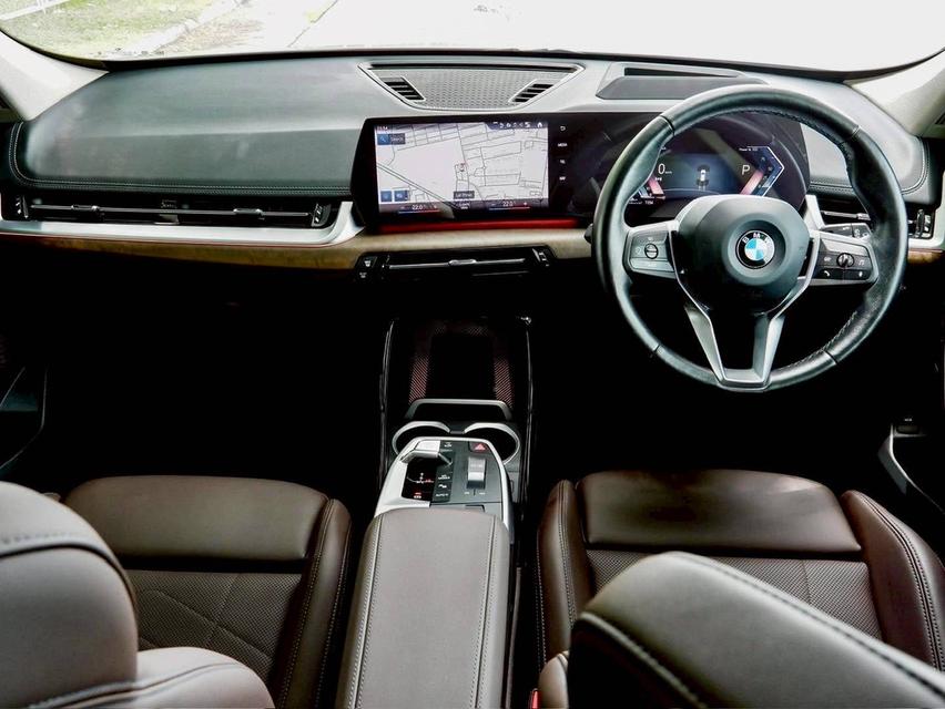 รหัสรถ PR2747 + BMW X1 (U11) sDrive 20I X Line จดทะเบียนปี 2025 วิ่งเพียง 10,000Km  13