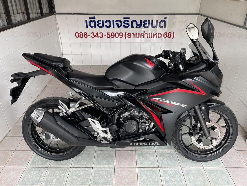 CBR150R รถบ้านแท้ มือเดียว ดูแลดี สภาพพร้อมใช้ เครื่องแน่น ชุดสีสวย ถังไม่บุบ ผ่อนได้ จัดส่งได้ทั่วไทย วิ่ง4000 กลางปี66 3