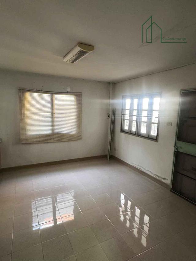 หมู่บ้านปรีชา สุวินทวงศ์ มีนบุรี หลังมุม 14