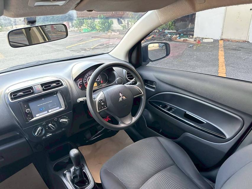 MITSUBISHI ATTRAGE 1.2GLX (MNC) เกียร์ธรรมดา สีขาว ปี 2017 11
