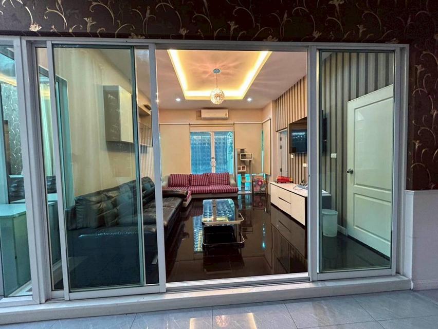 Sale / Rent Grand Bangkok boulevard Kasert- Nawamin 129 square wah. With a bid swimming pool. 5 bedrooms 7 bathrooms Fully furnished Sale 30 Million 12