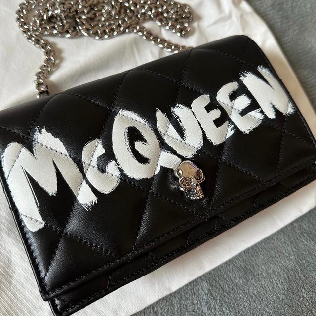 กระเป๋า Alexander McQueen SS23N ใหม่มาก มีกล่อง 3