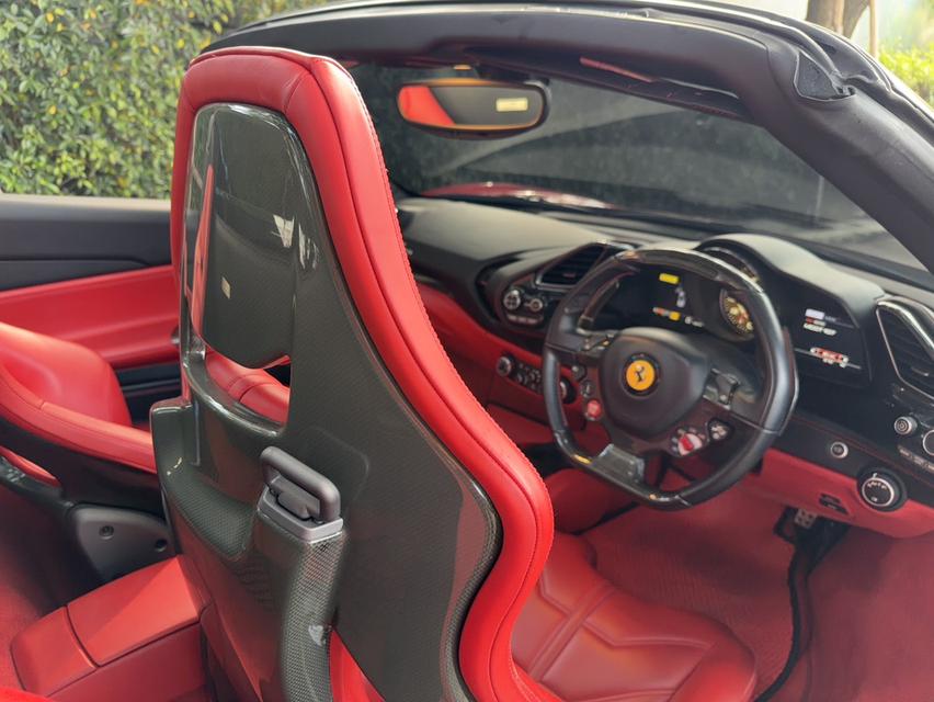 Ferrari 488 SPIDER ปี 2017 14