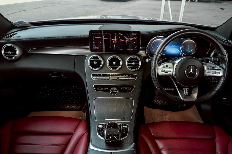 Mercedes-Benz C220d 2.0 AMG Dynamic W205 AT 2022 รูปที่ 16