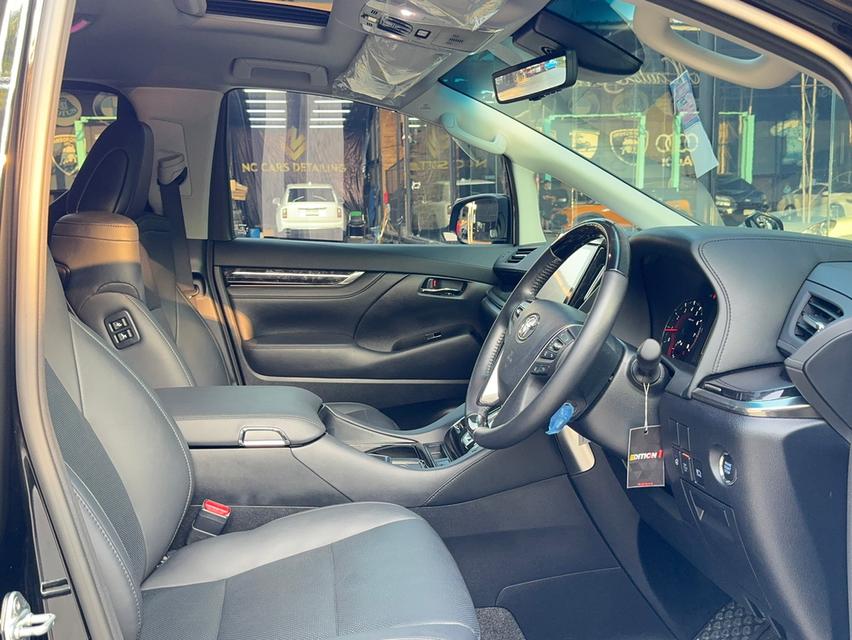 “รถครอบครัวVIP”  Sale Toyota Alphard 2.5 Sc package ปี22 (คส) Fulloption ใช้งานเพียง20000 kilo สวยจัด เดิมทั้งคัน เหมือนรถใหม่ 5