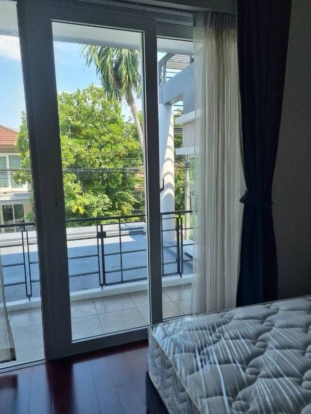 ขาย(Sale)–ให้เช่า(Rent) บ้านเดี่ยวสุดหรู พร้อมอยู่ โครงการ The Gallery House (ลาดพร้าว ซ.1) 70.2 ตรว (2 ชั้น 5 ห้องนอน 4 ห้องน้ำ) 22.8 ล้าน 13