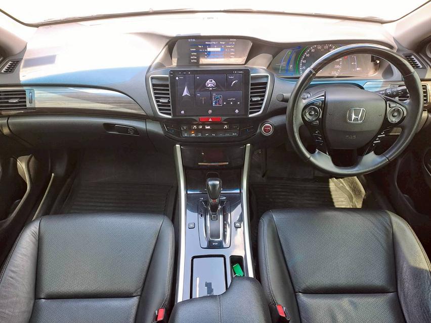 HONDA ACCORD 2.0 HYBRID ปี2016 สีขาว 6