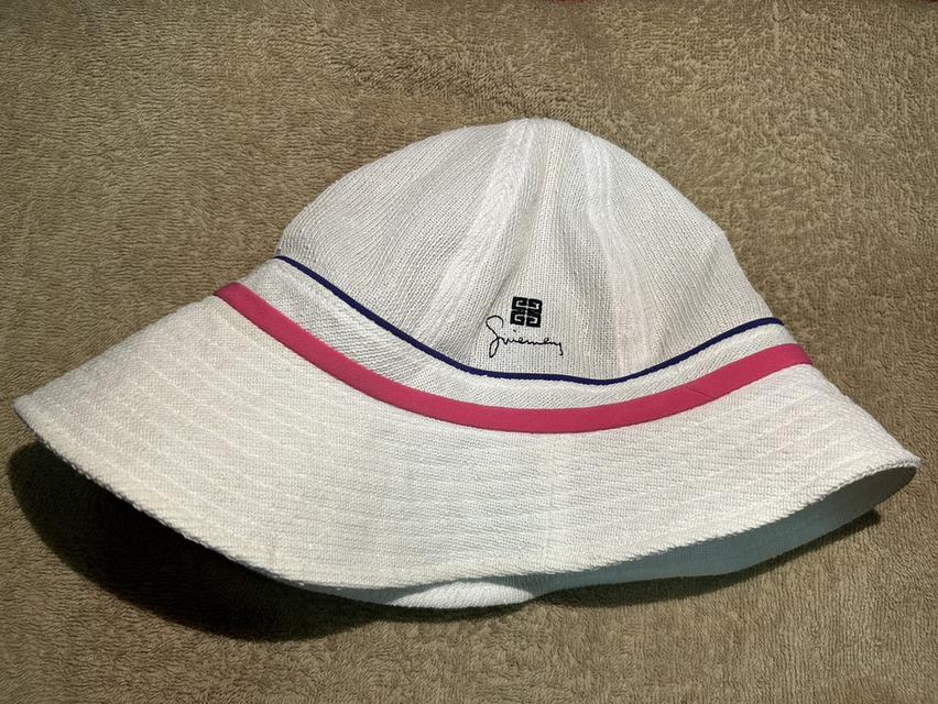 [Rare Item!] หมวก Vintage Givenchy Active Sports (Made in Japan)