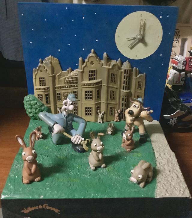 นาฬิกาปลุกพูดได้(มือสอง)จากเรื่อง Wallace and Gromit Curse of the Were Rabbit 2